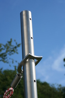 Packungsinhalt - (2) Sonnensegelmast aus schwerem Edelstahl L�nge ca. 310 cm - verstellbar �ber Lochsystem mit Zugplatte